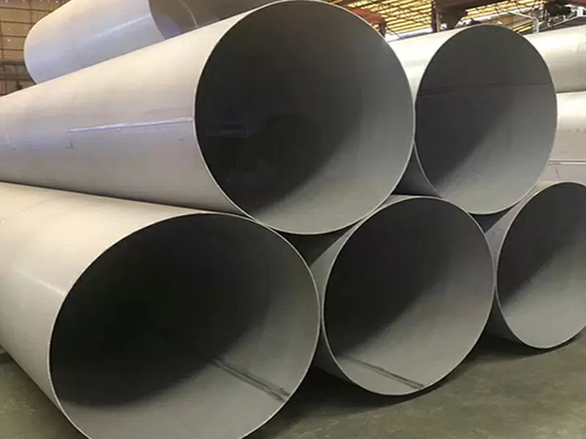 0.7mm 0.8mm Stainless Steel Welded Pipe 316L Kekuatan Tarik Tinggi